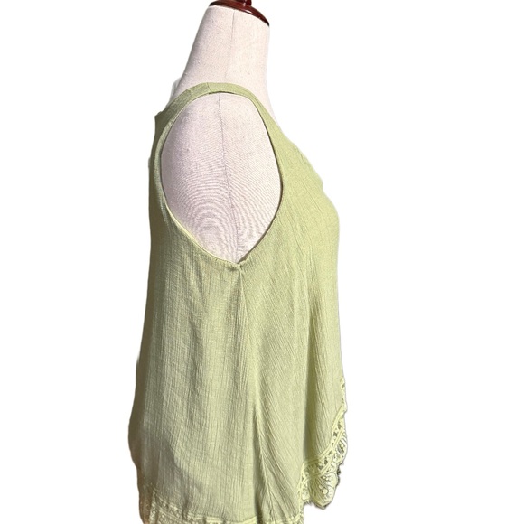 Melissa Paige Light Green Tank Top-Size M - Picture 2 of 9